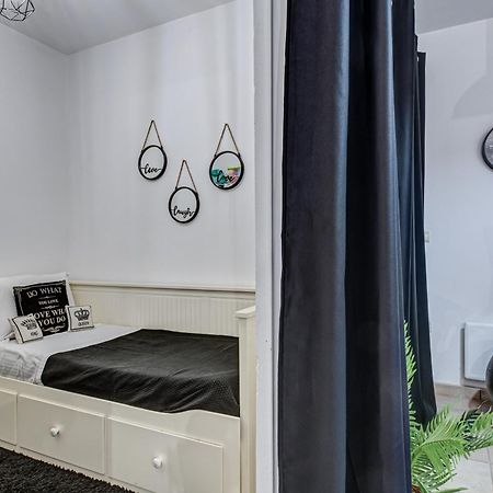 Milo Luxury House -Free Airport Pick Up-10Min Drive Markópoulon Exterior foto